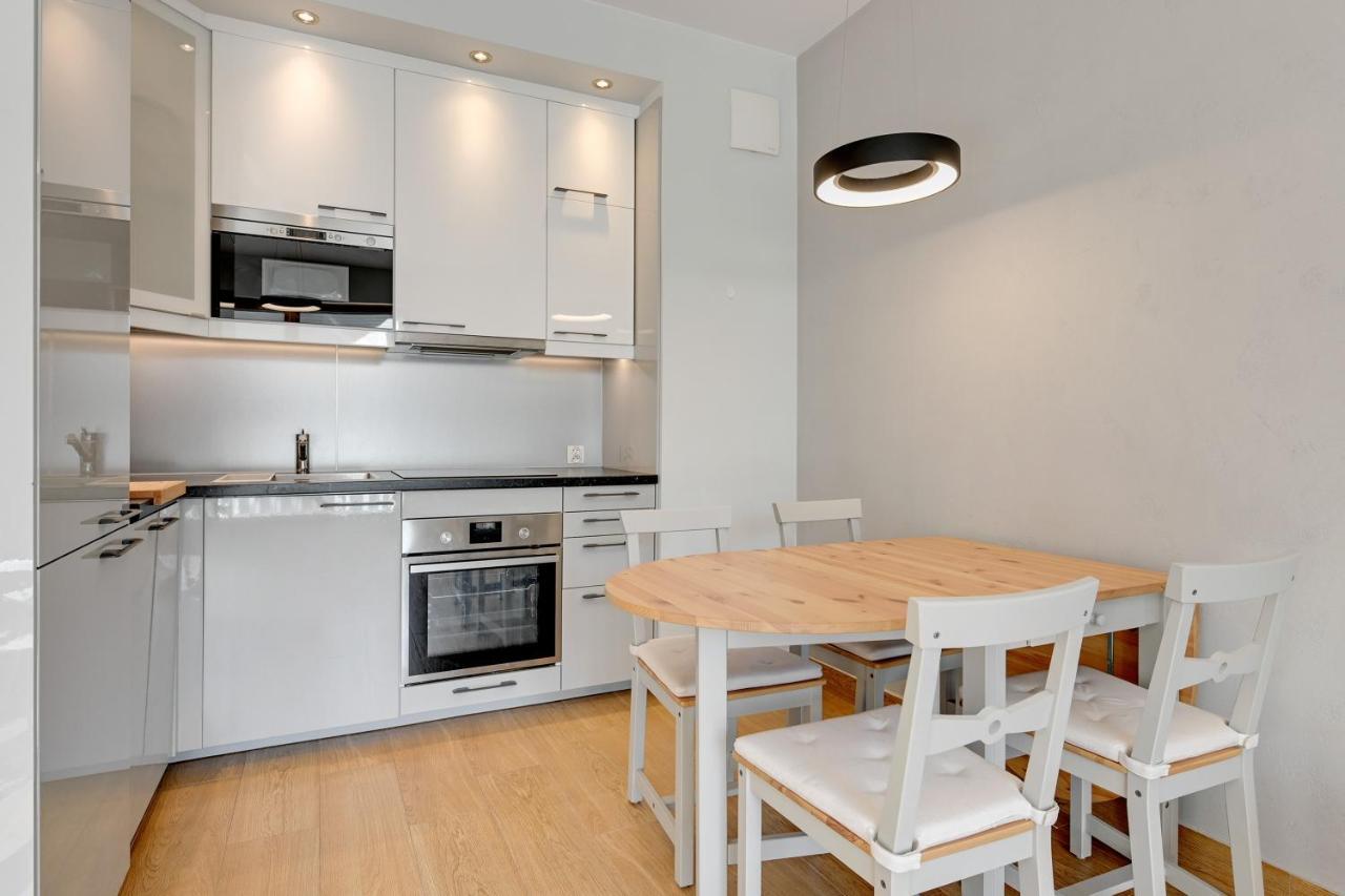 גדנסק Holiday Apartment Near The Sea - Free Private Parking מראה חיצוני תמונה